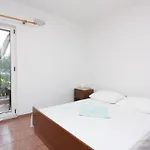 Apartment By The Sea Tisno, Murter - 3224 Tisno